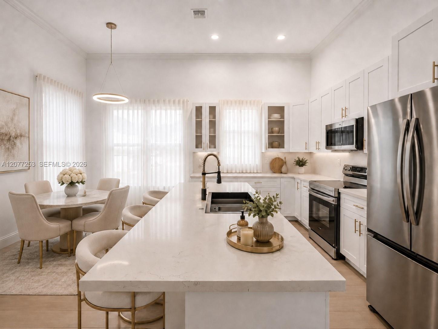 8527 NW 39th Court
