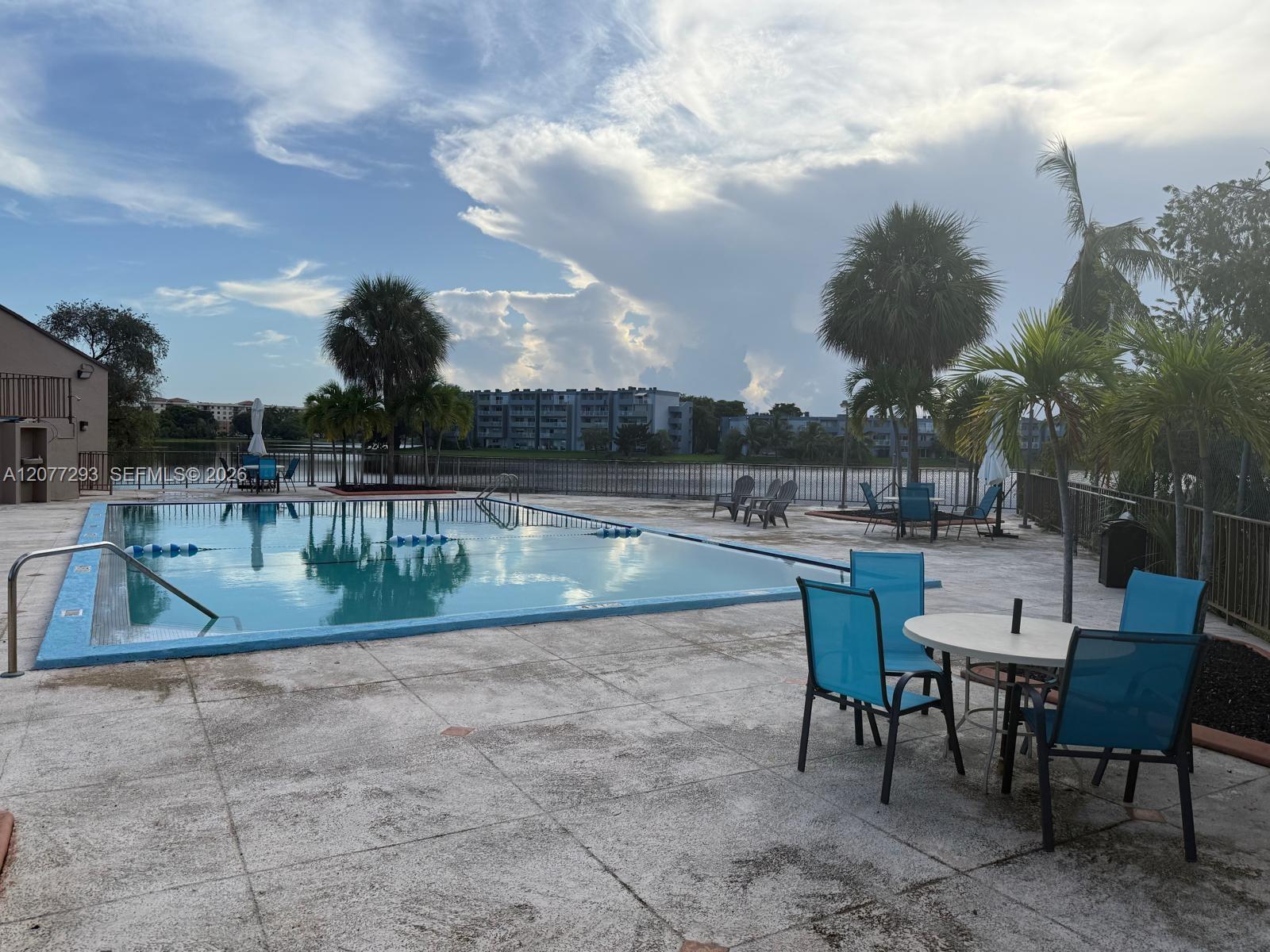 9171 Fontainebleau Boulevard