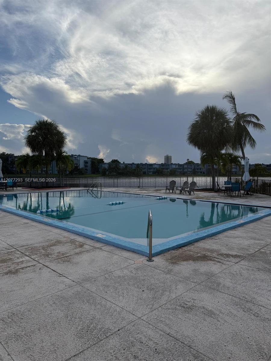 9171 Fontainebleau Boulevard