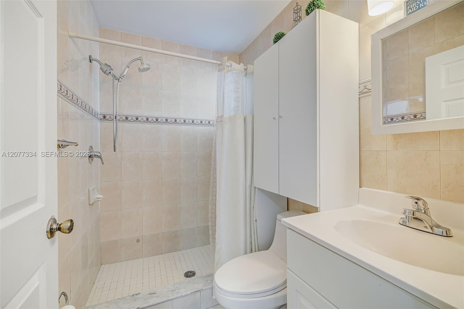 5923 SW 147th Place