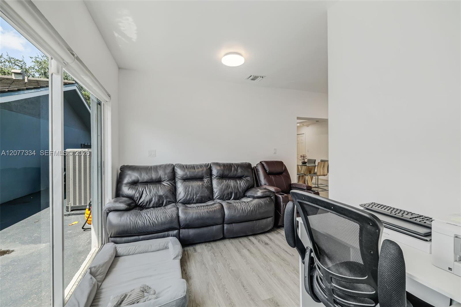 5923 SW 147th Place