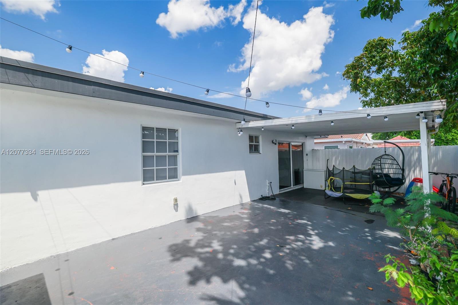 5923 SW 147th Place