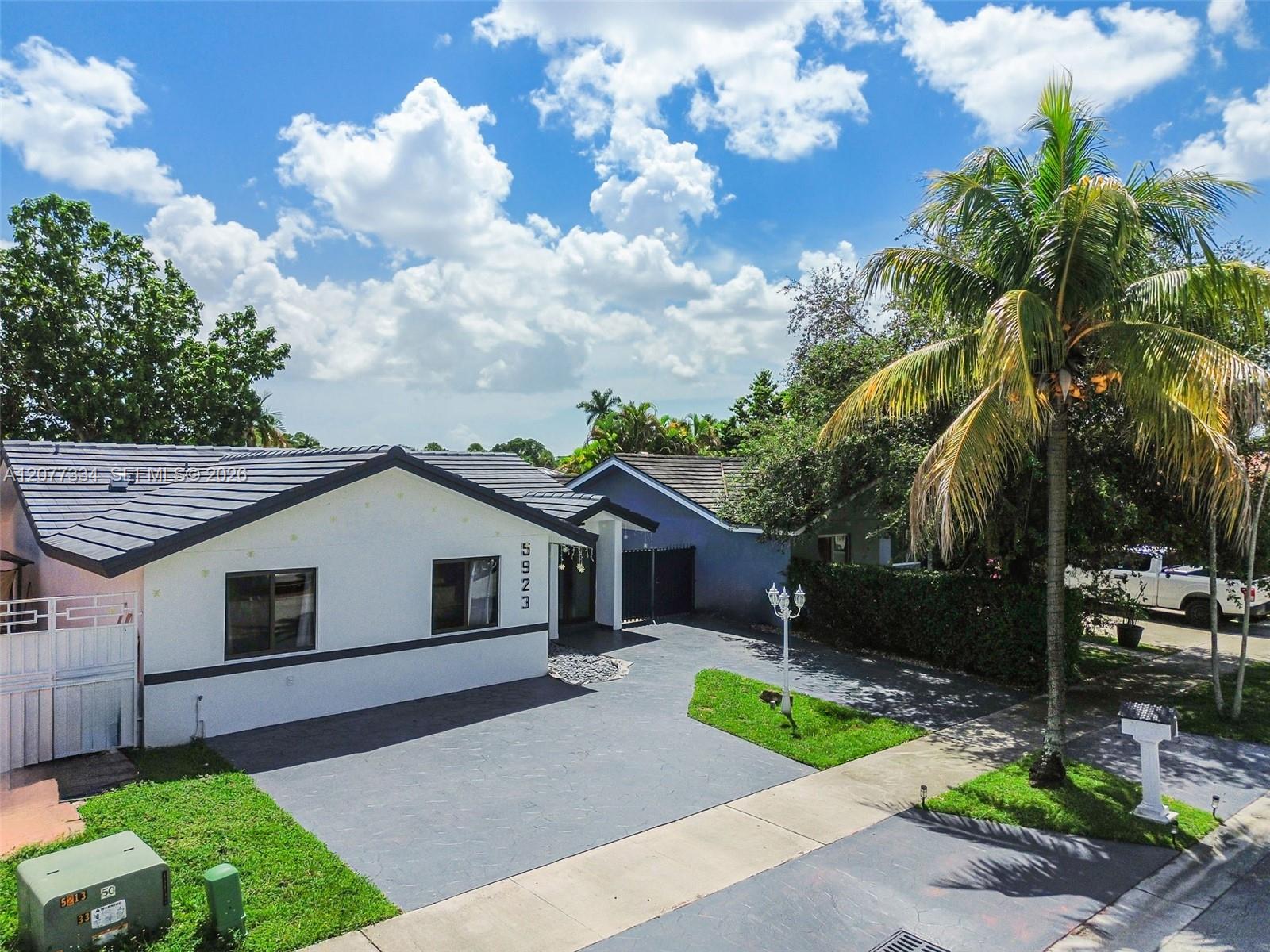 5923 SW 147th Place