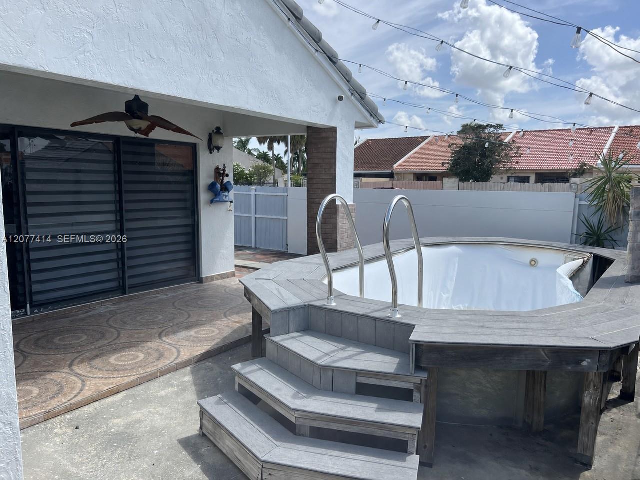 5861 SW 149th Court