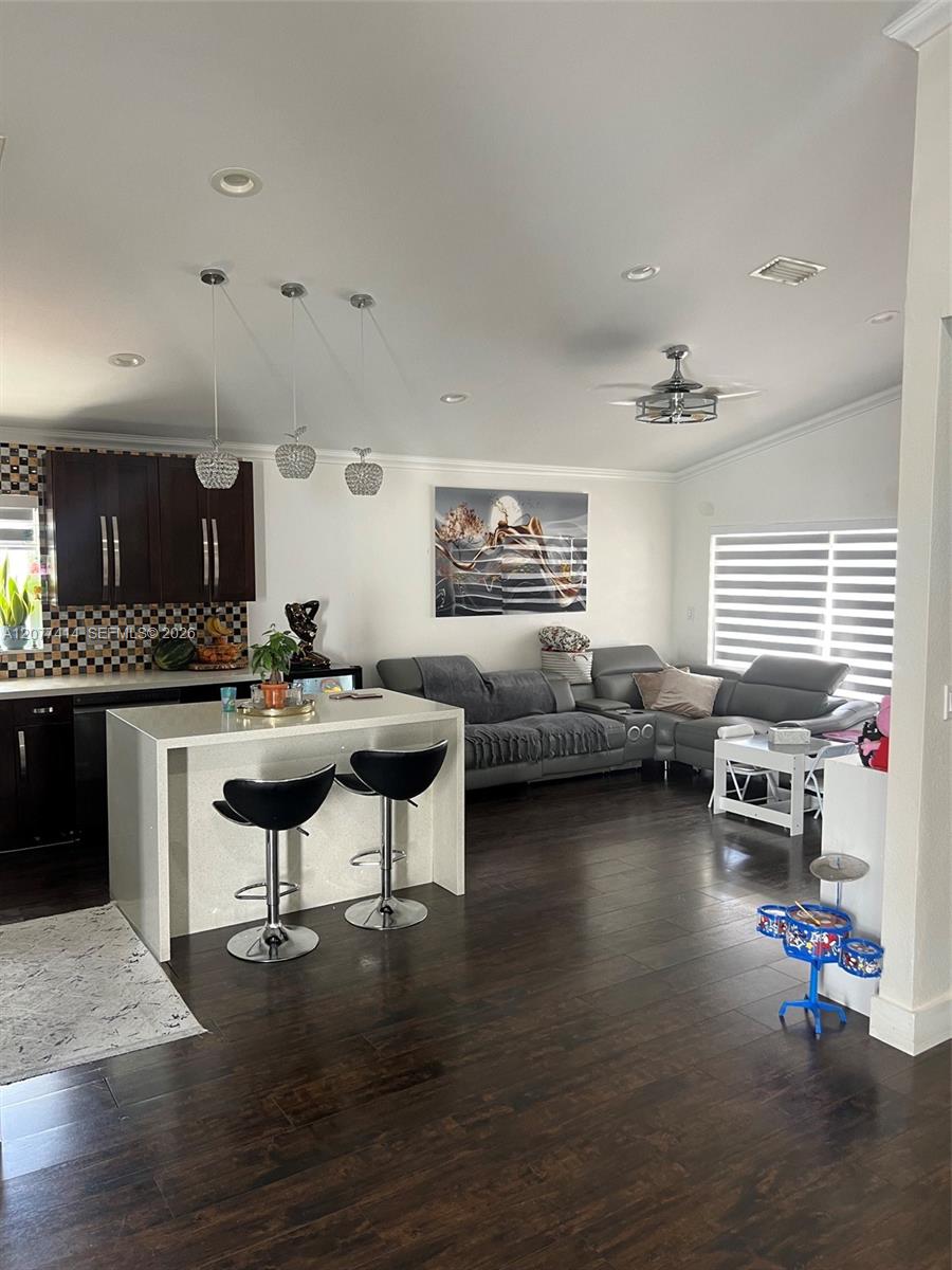 5861 SW 149th Court
