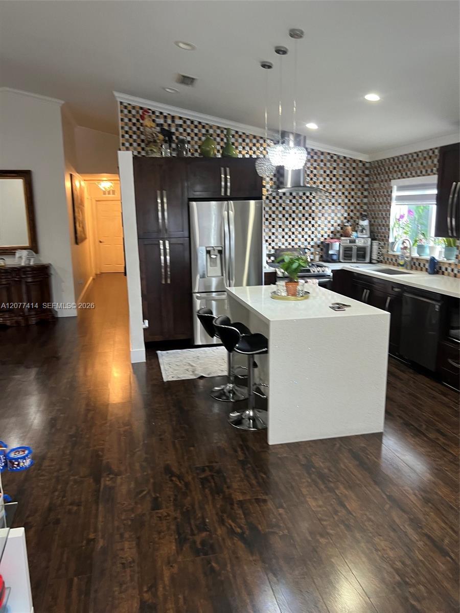 5861 SW 149th Court
