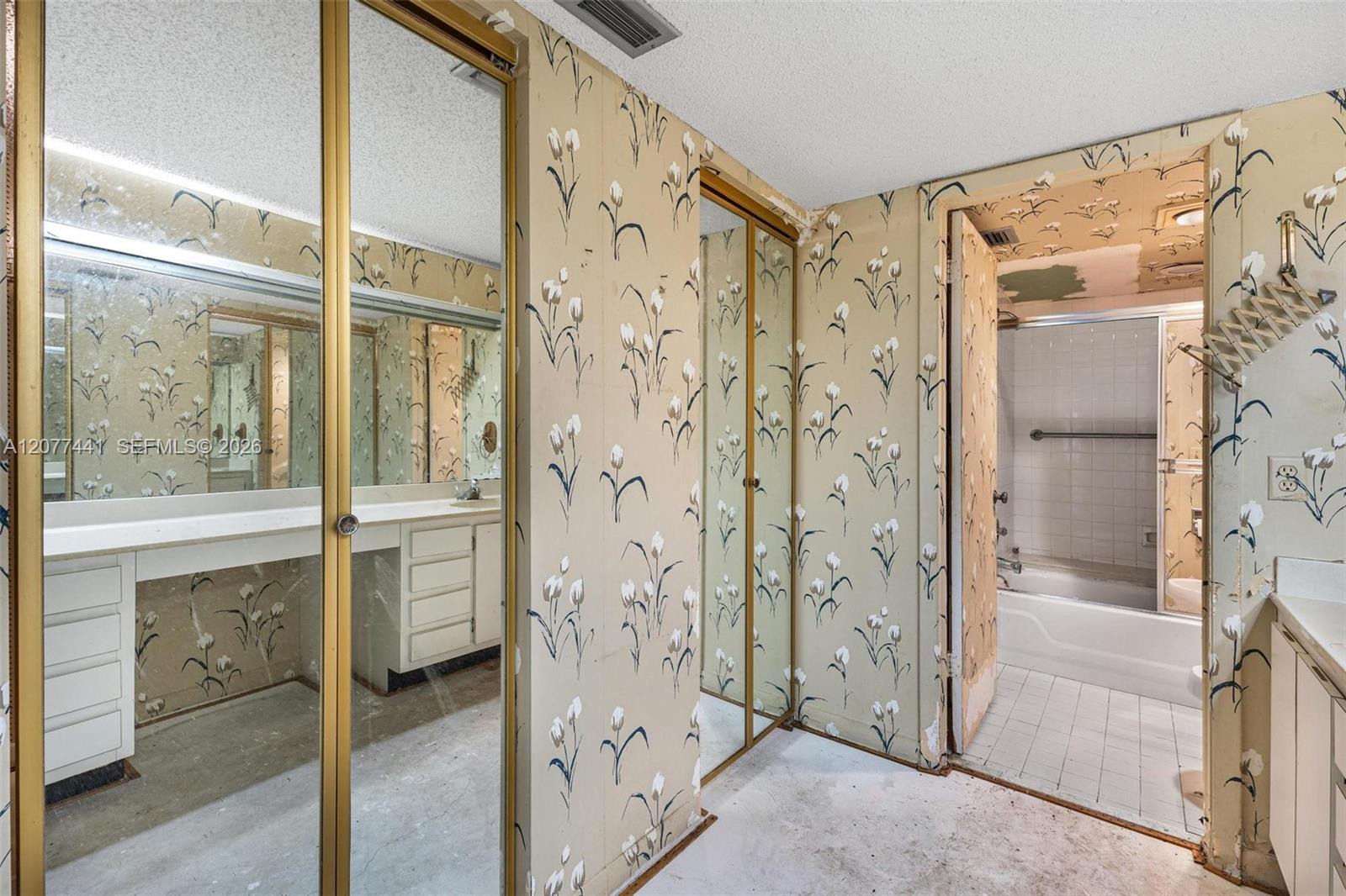 5883 Sugar Palm Court