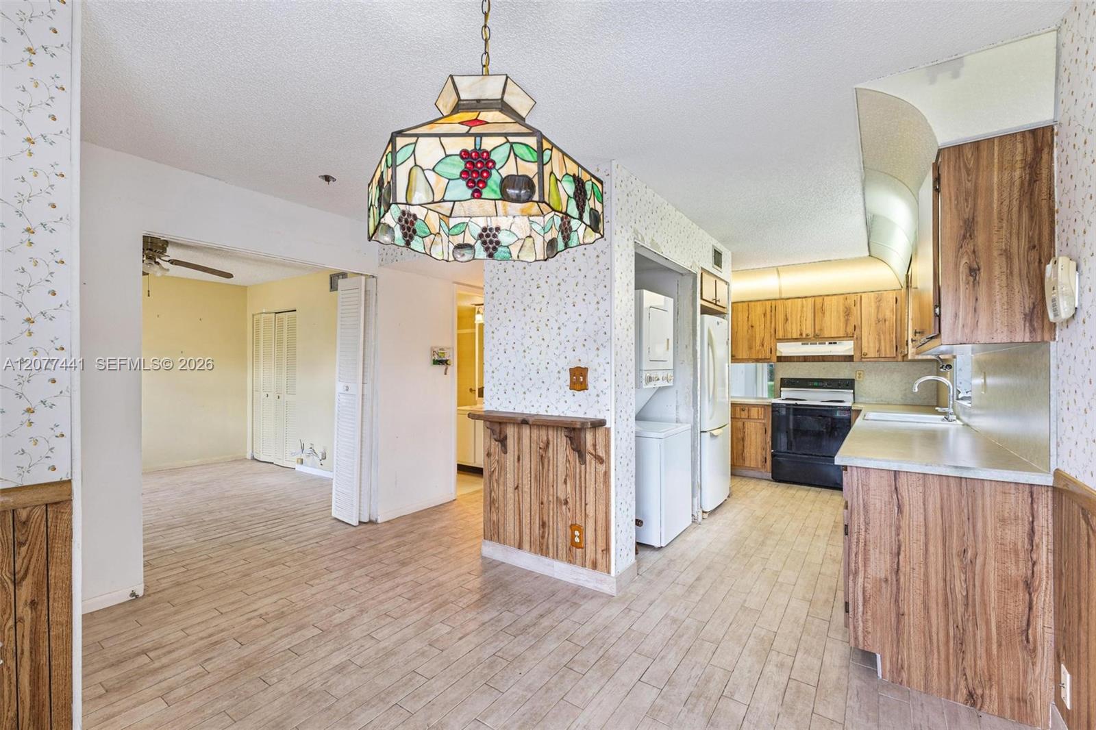 5883 Sugar Palm Court