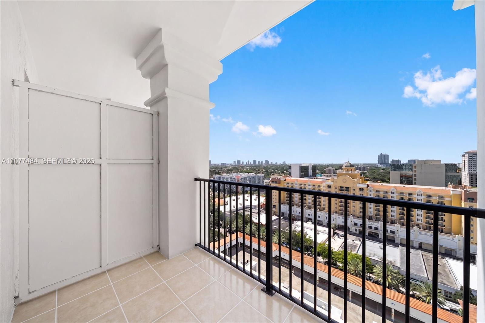 10 Aragon Avenue