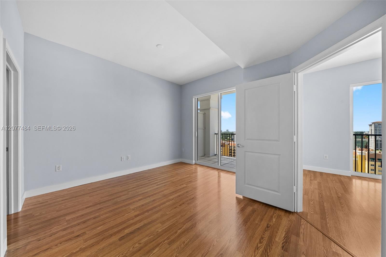10 Aragon Avenue