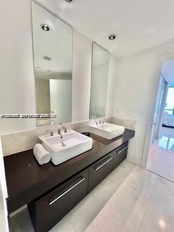 17121 Collins Avenue