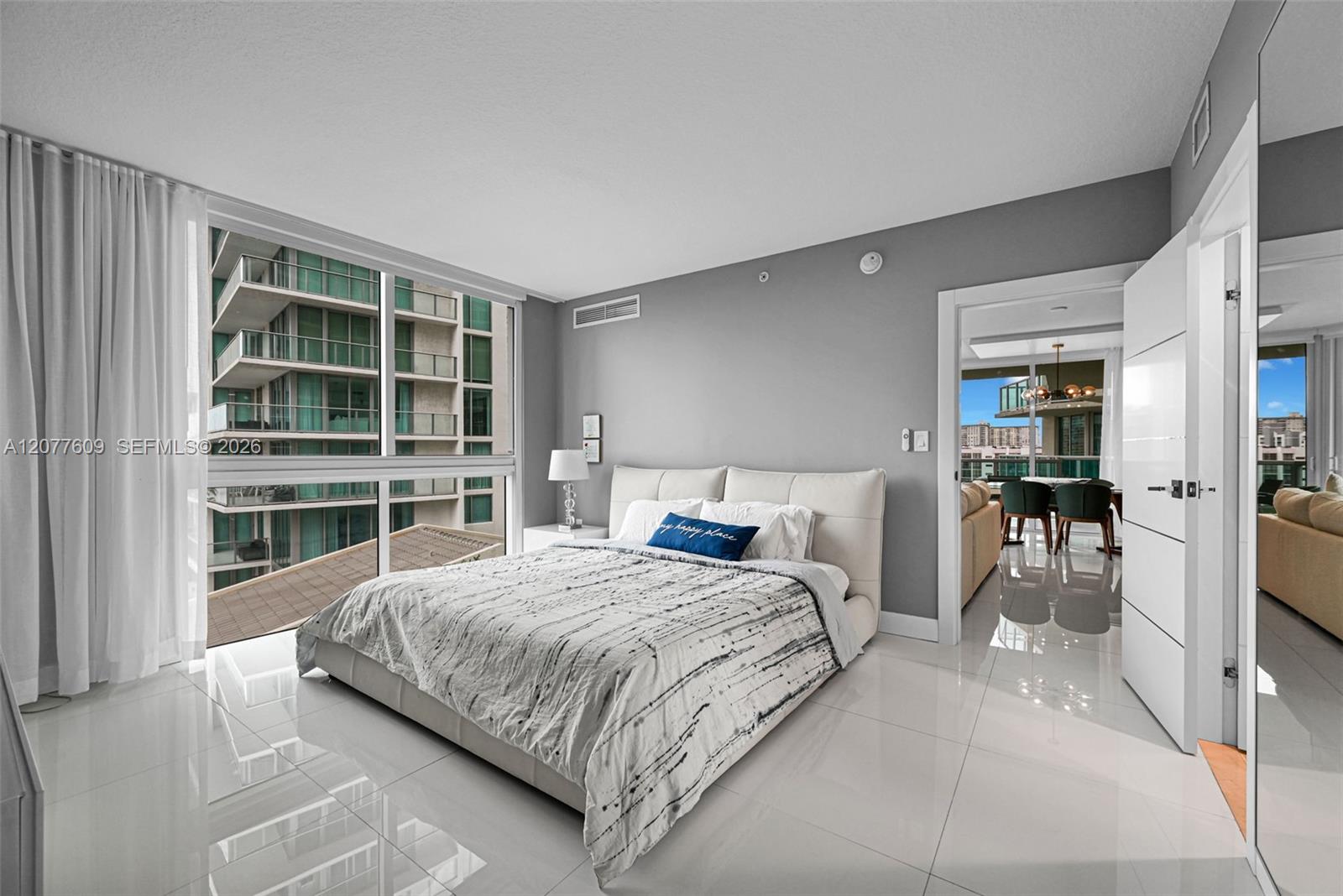250 Sunny Isles Boulevard