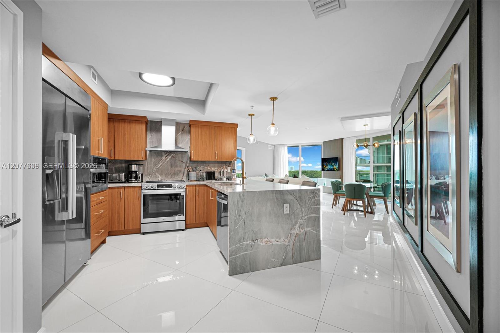 250 Sunny Isles Boulevard