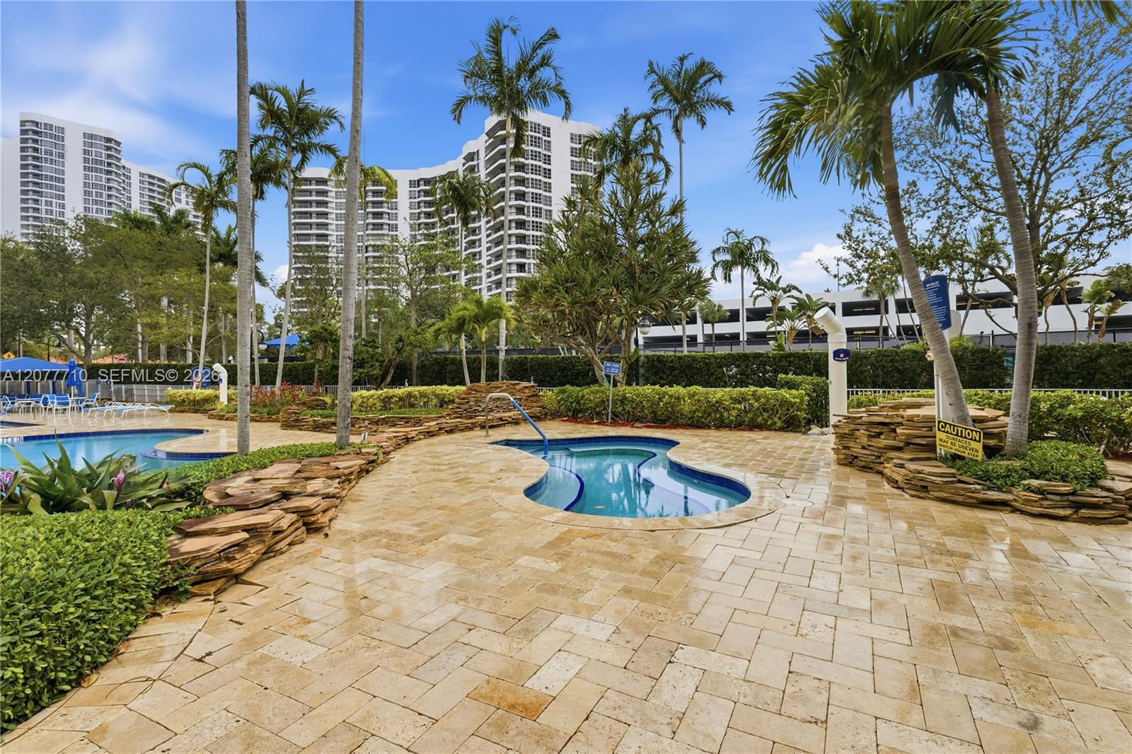 3500 Mystic Pointe Drive