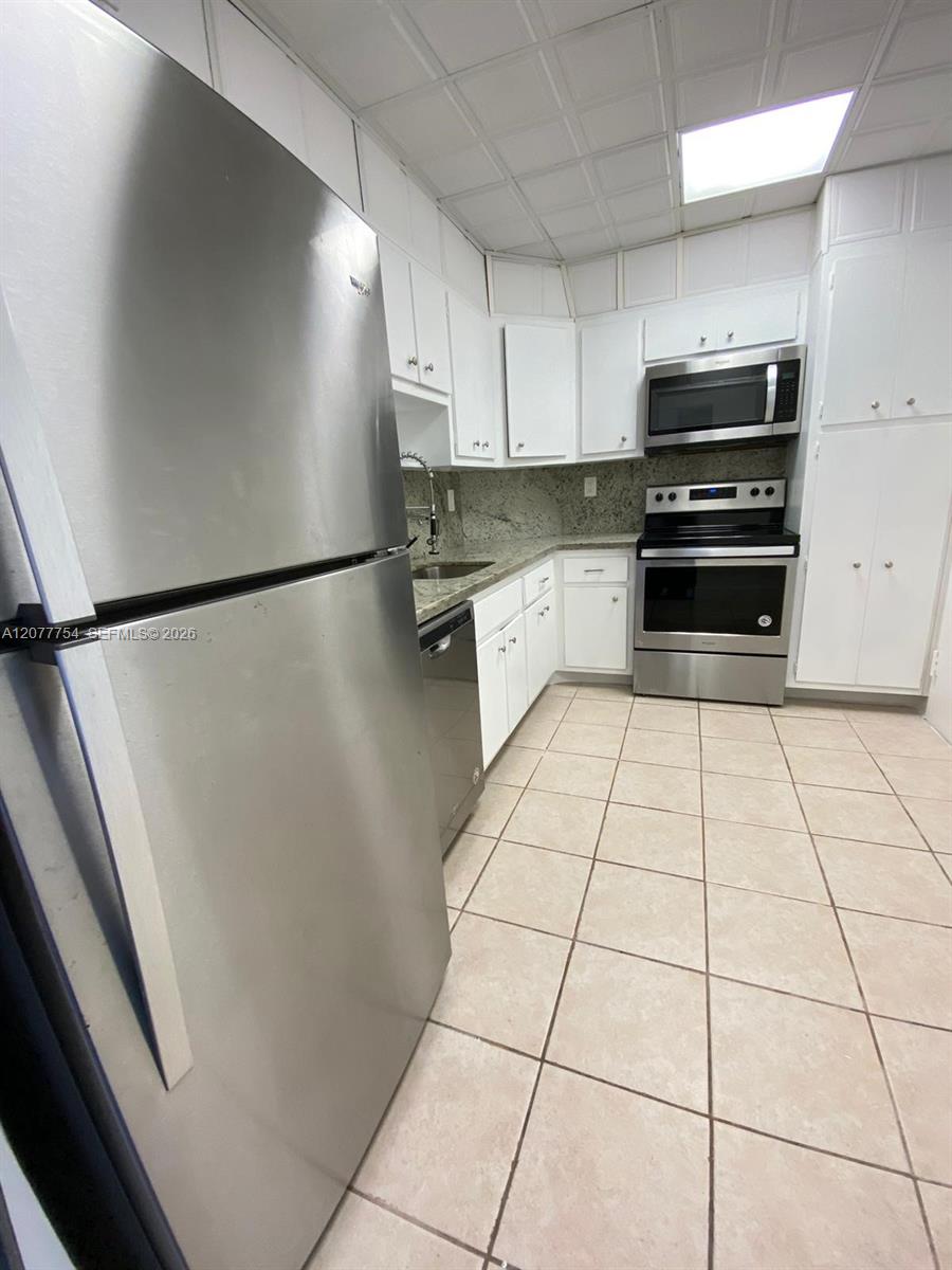 500 Bayview Drive
