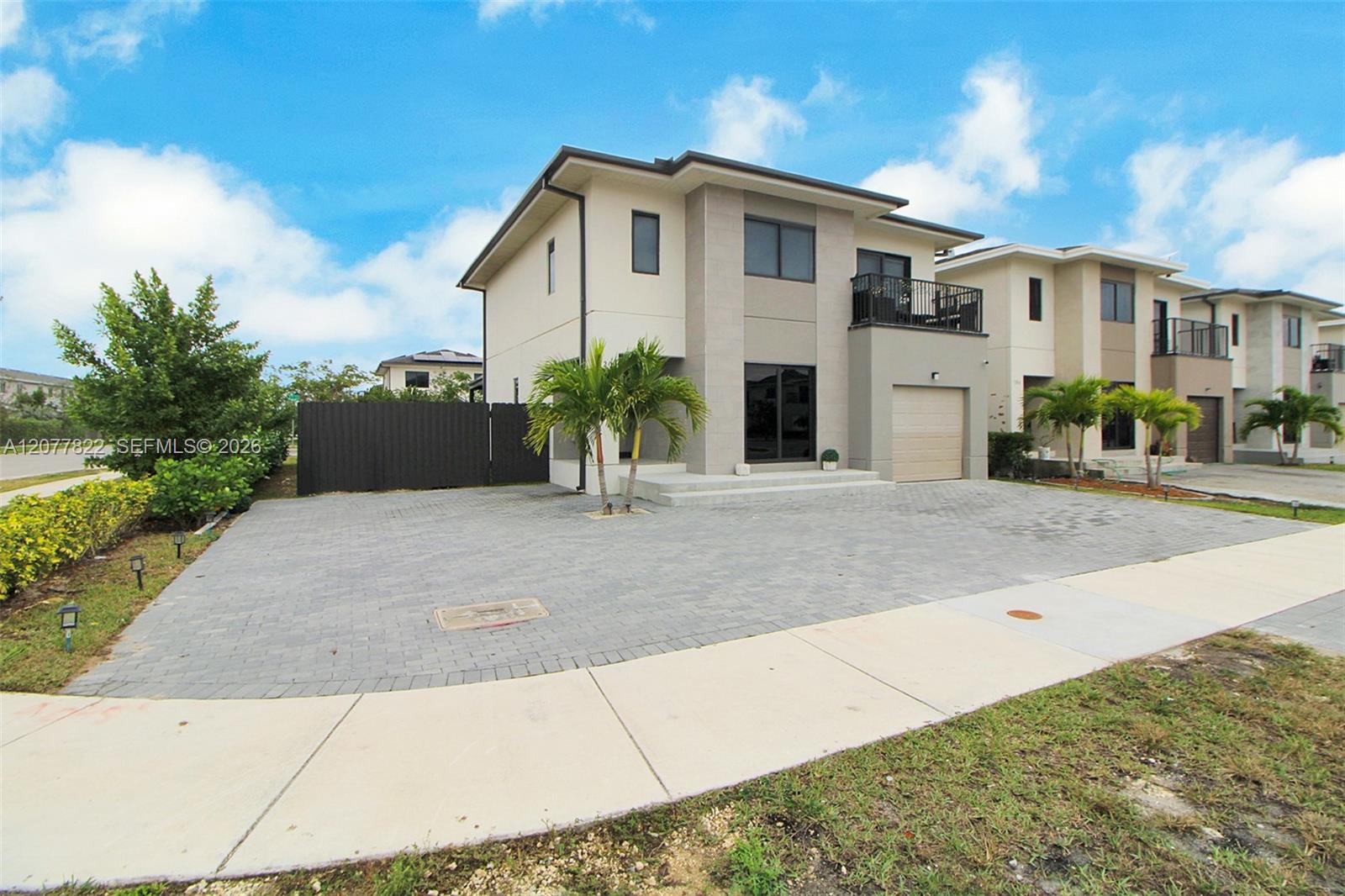 320 NW 13th Court