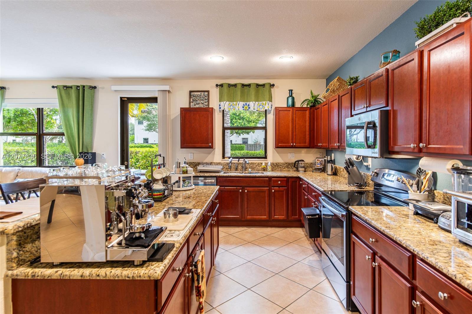 125 SE 36th Place