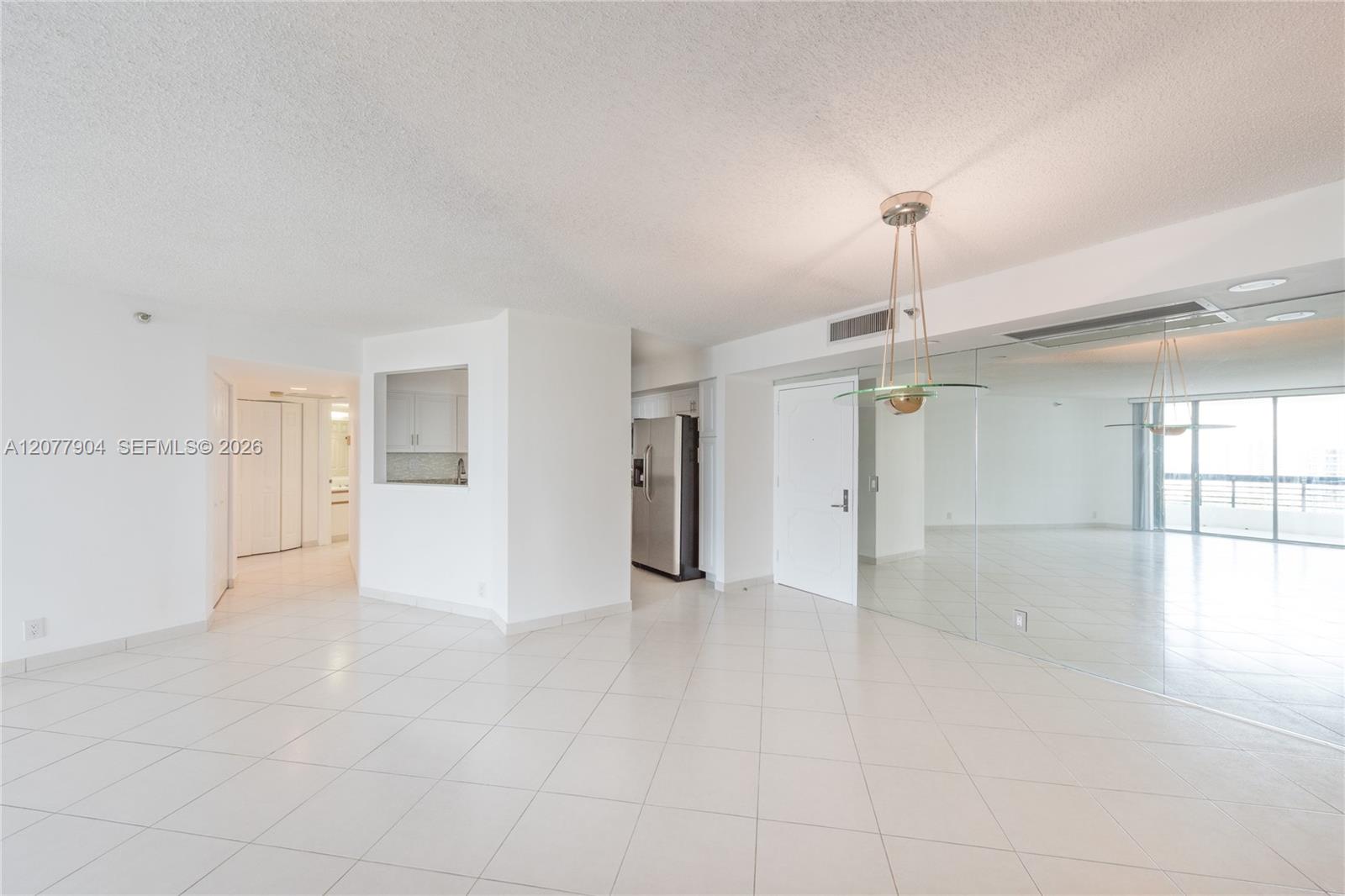 3500 Mystic Pointe Drive
