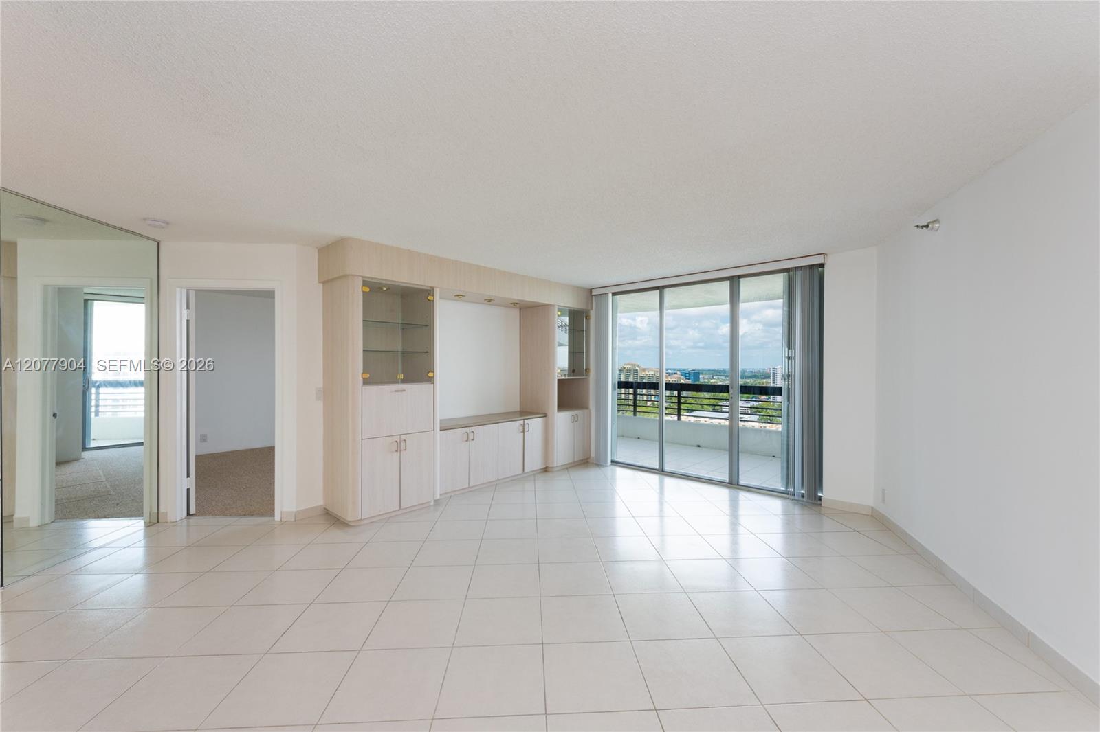 3500 Mystic Pointe Drive