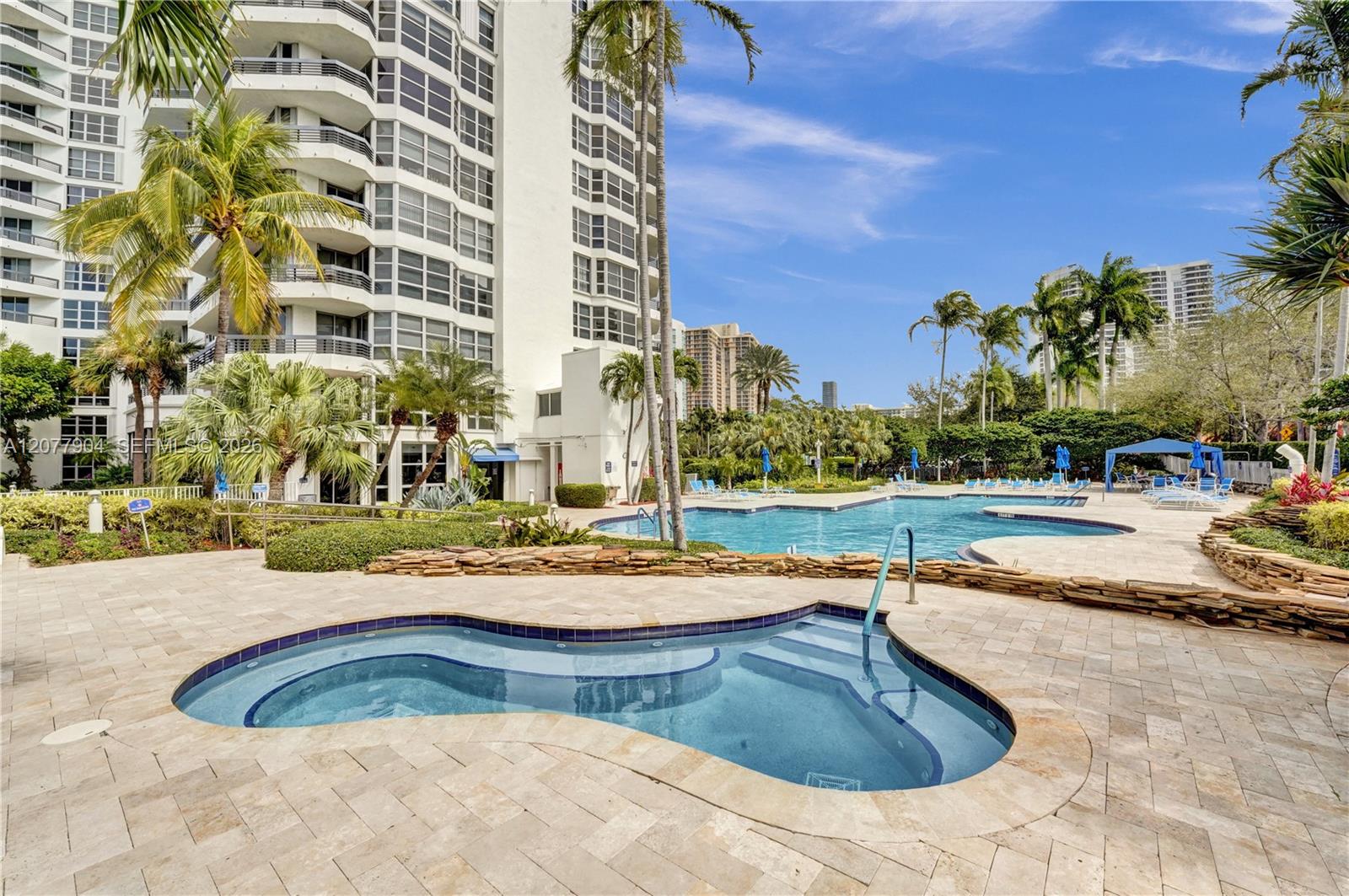3500 Mystic Pointe Drive