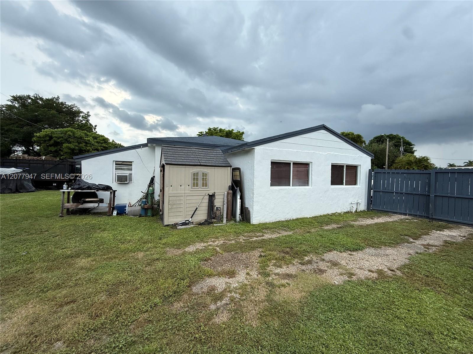 3345 SW 73rd Ave Road