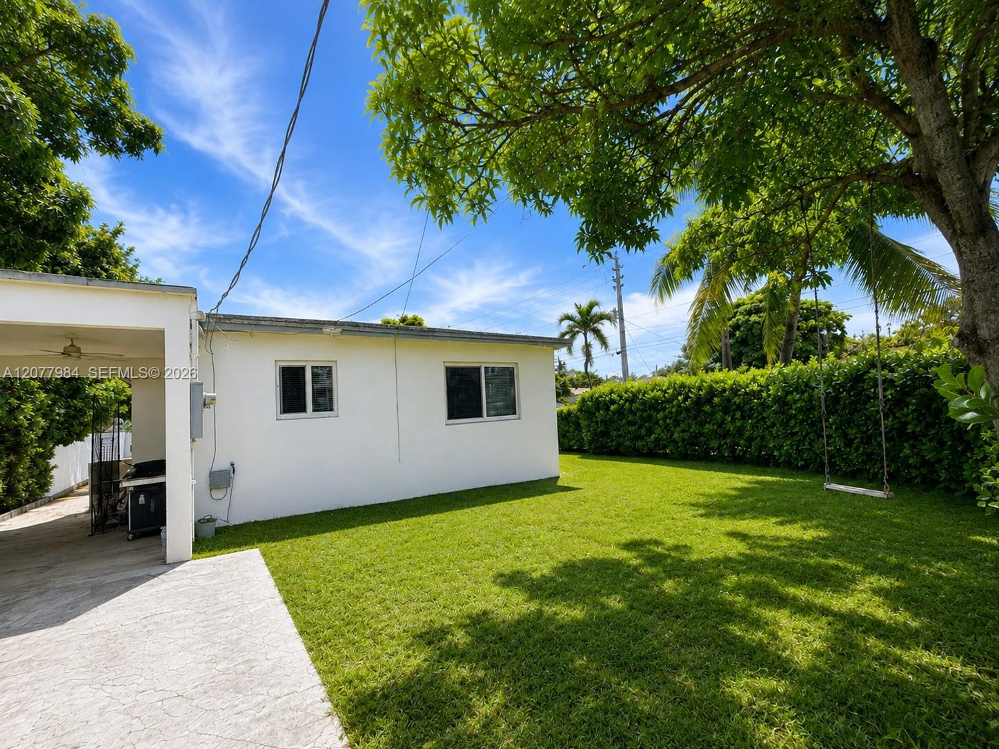 525 NW 23rd Avenue