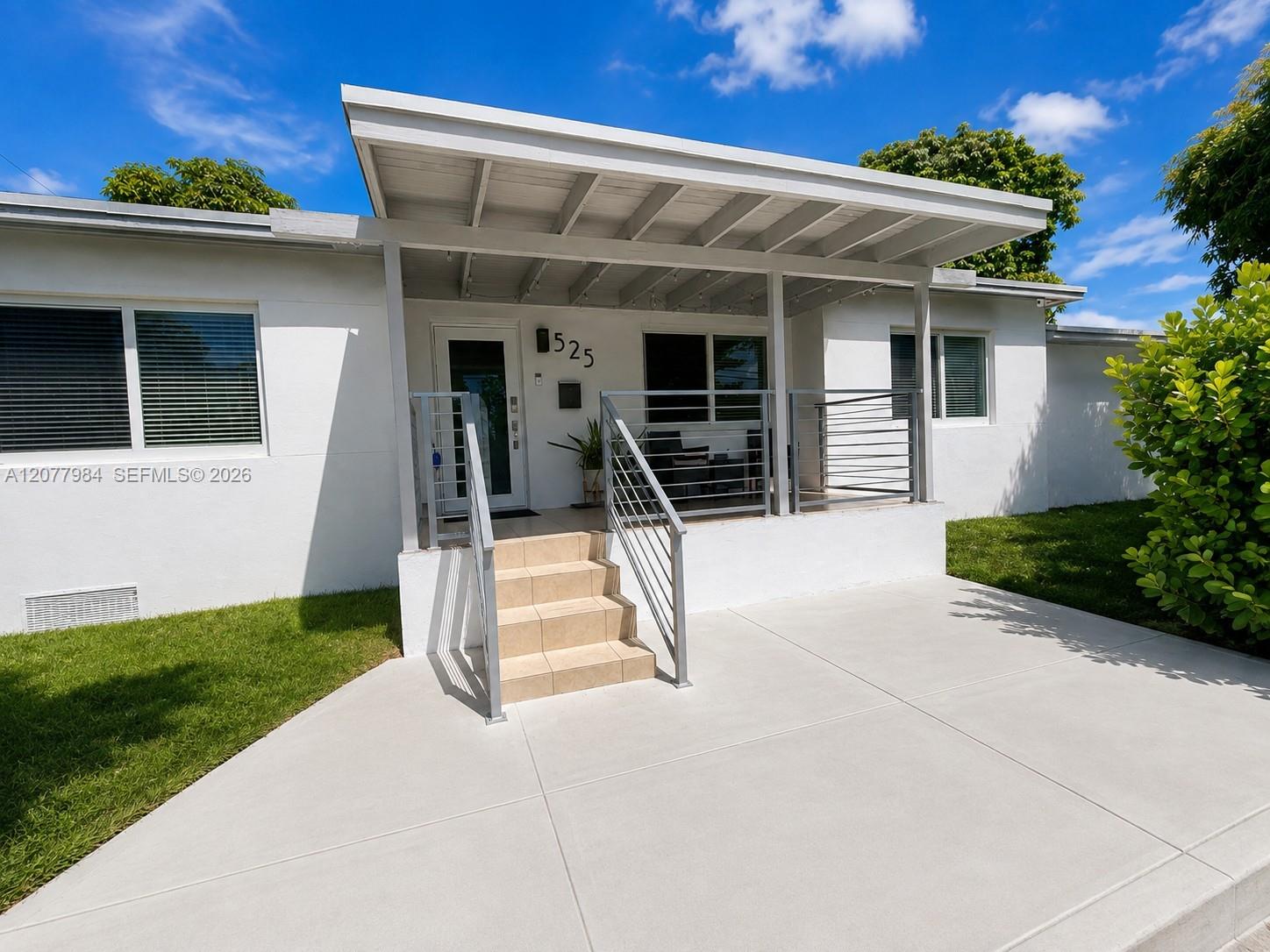 525 NW 23rd Avenue