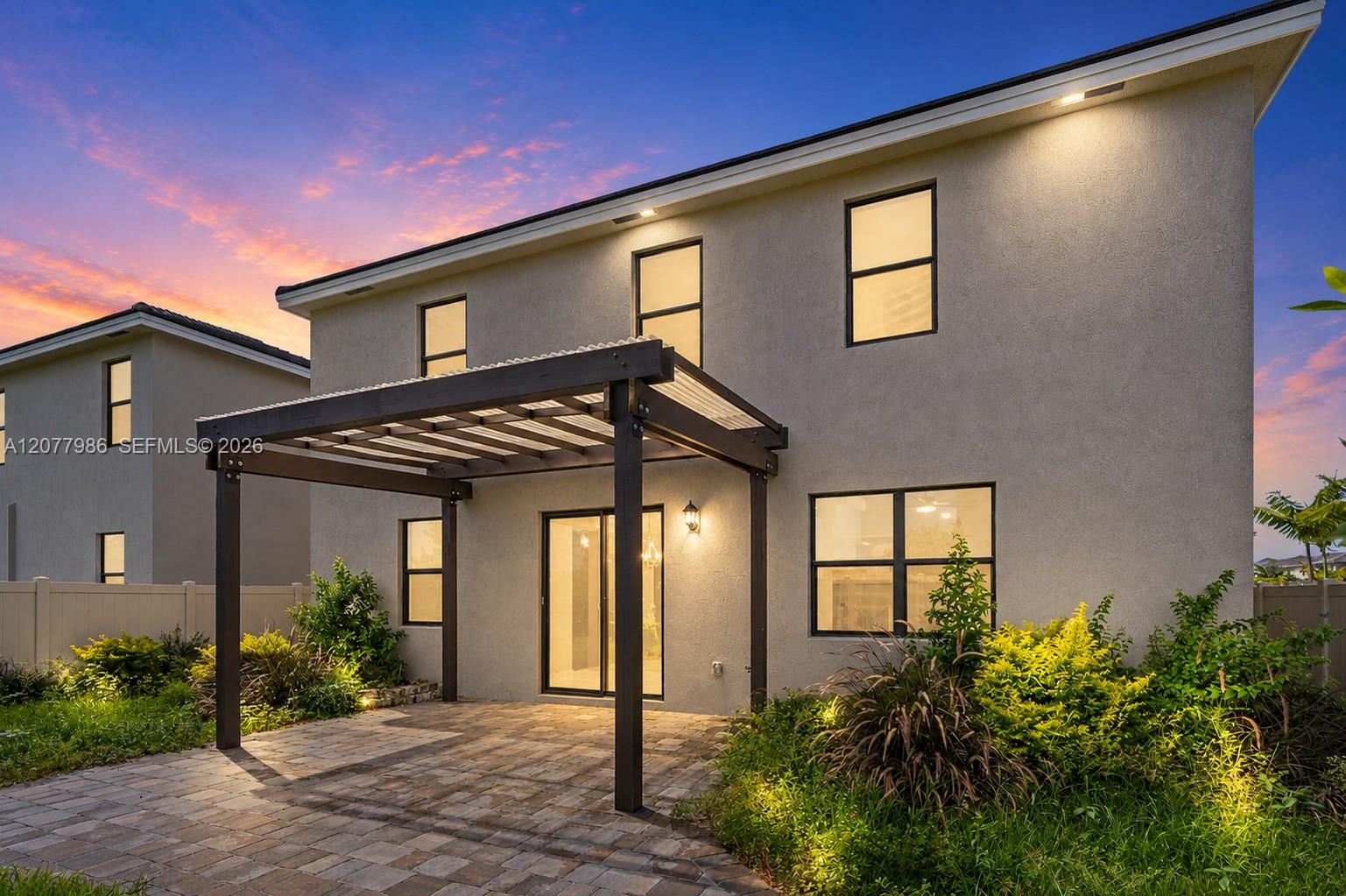 1325 NE 2nd Court