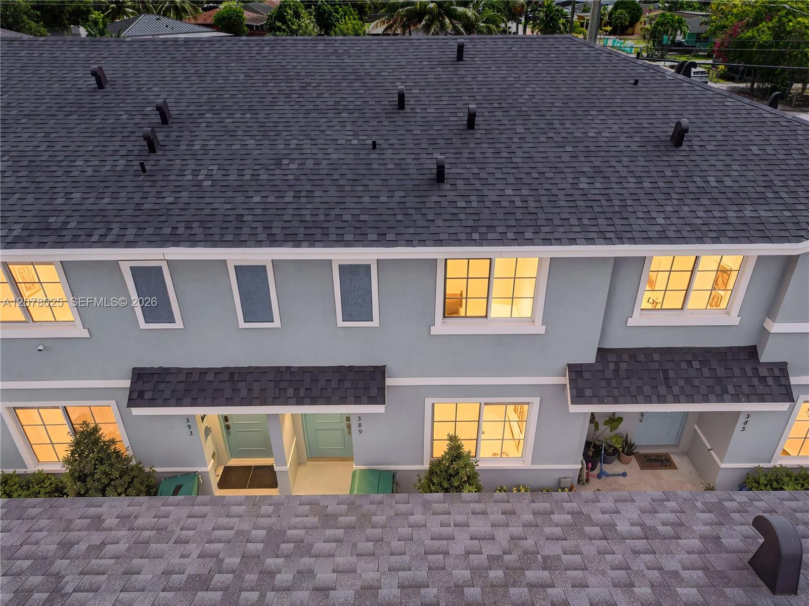 389 NW 10th Court