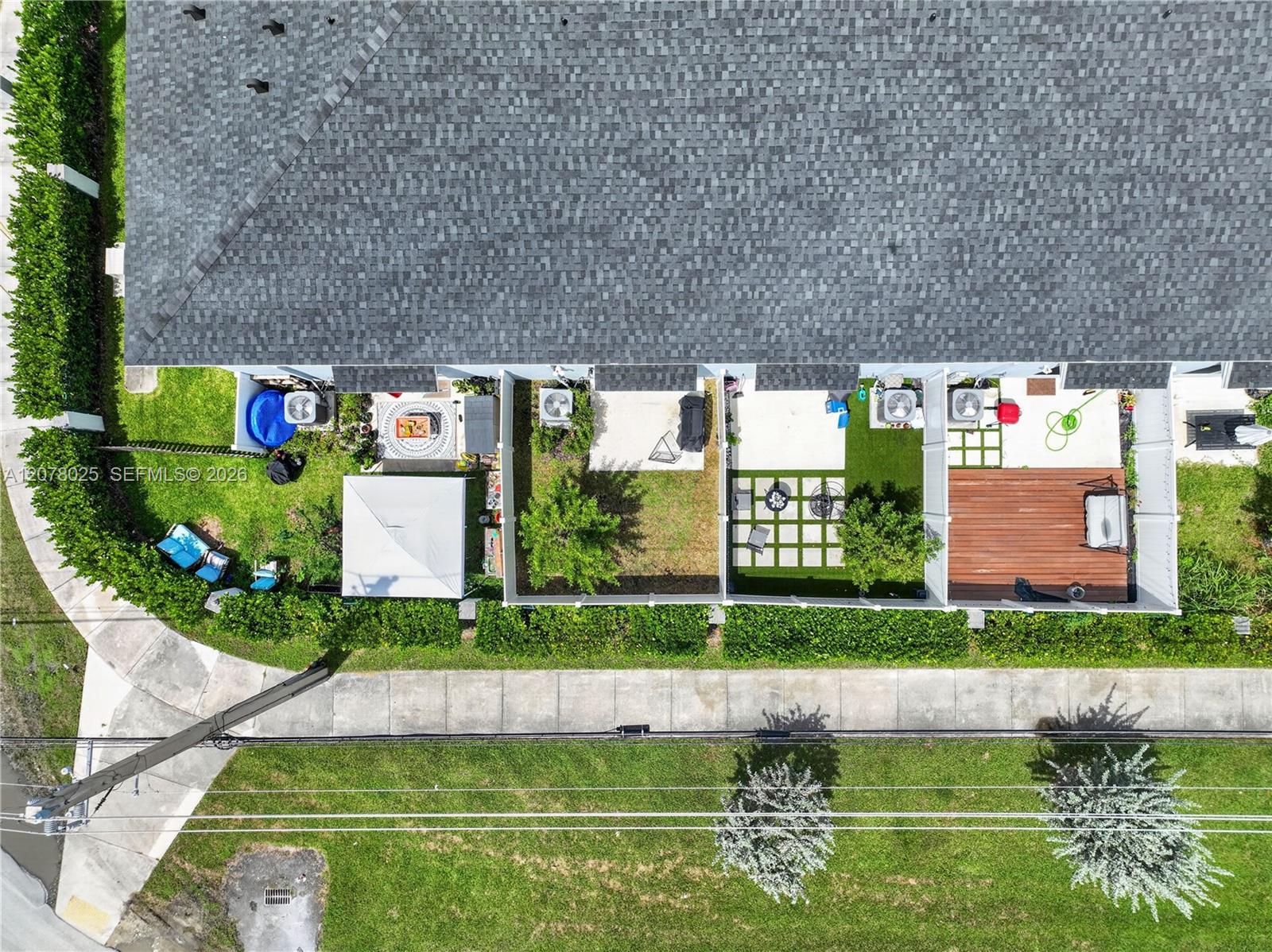 389 NW 10th Court