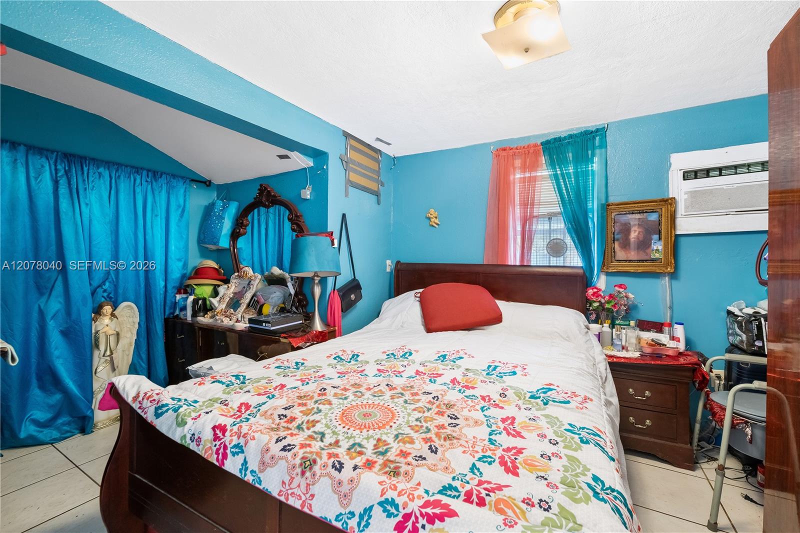 390 NE 166th Street