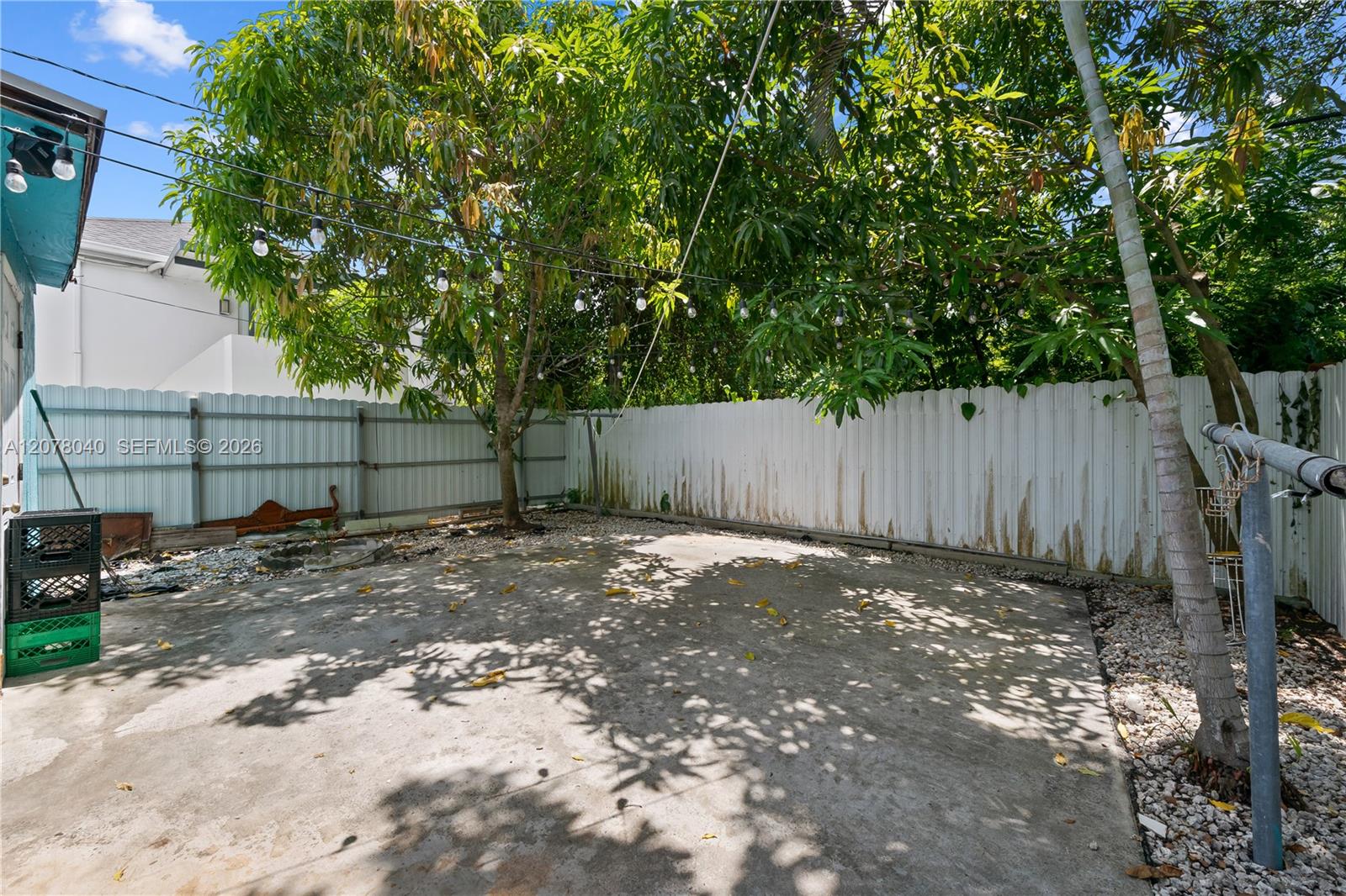 390 NE 166th Street