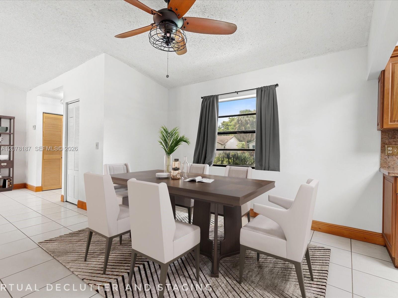 939 S Bluebird Lane