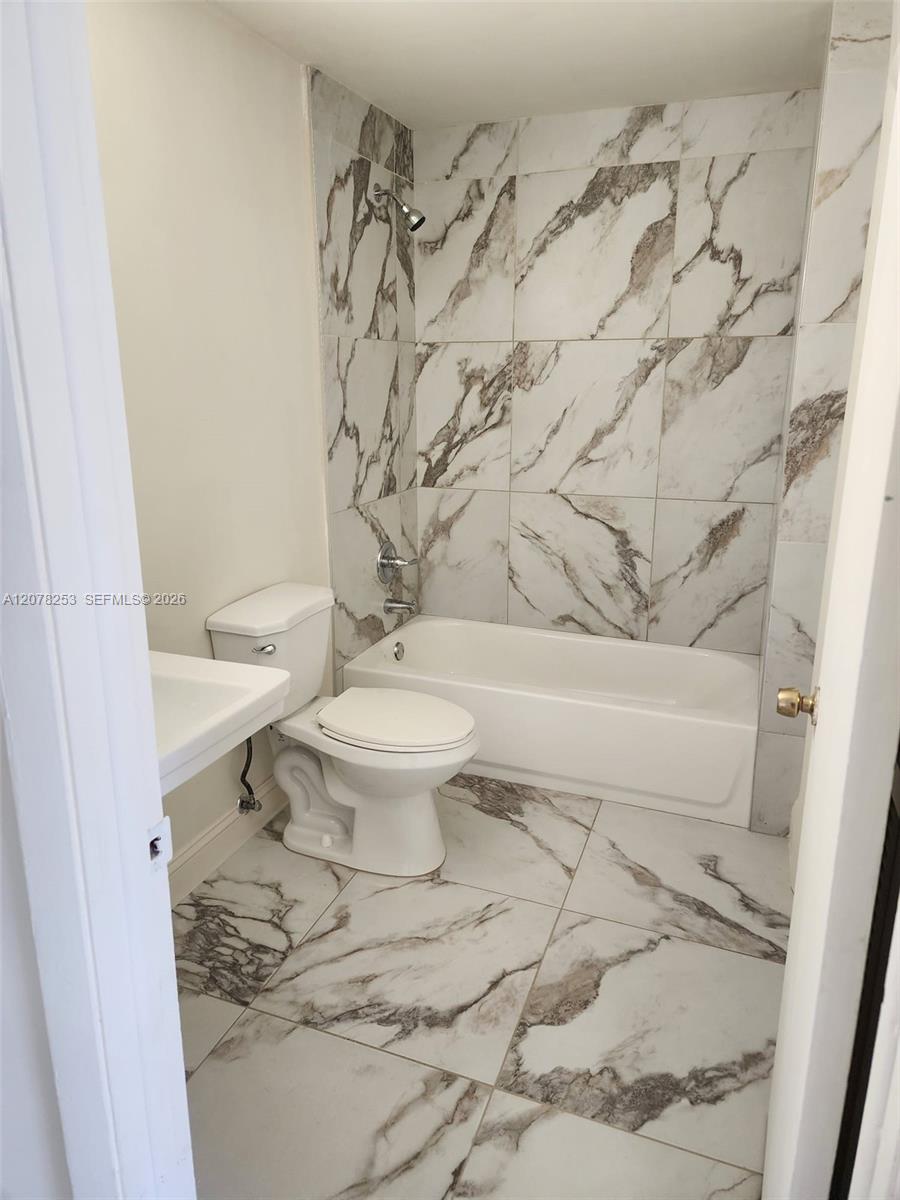 120 NW 18th Avenue