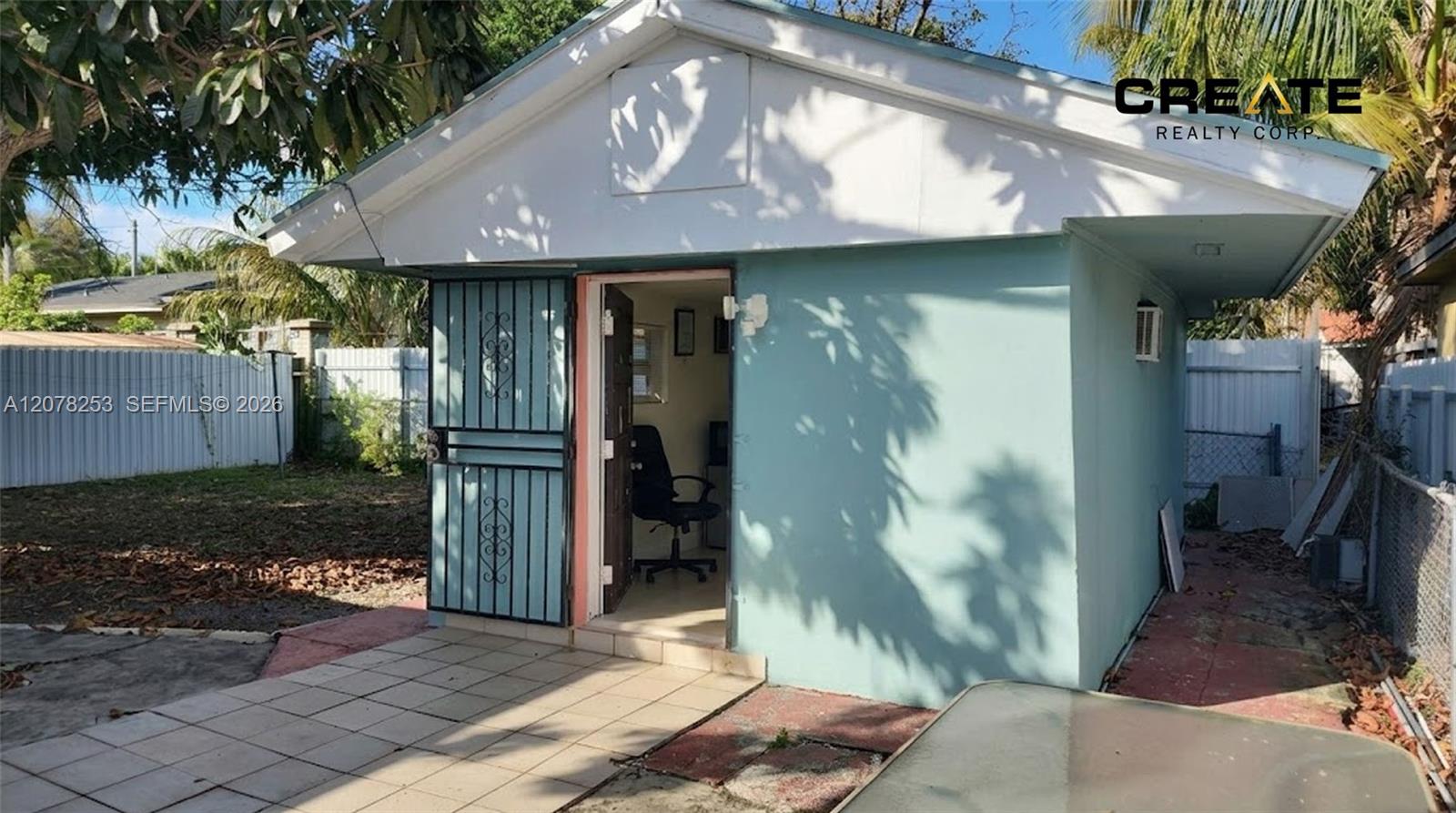 120 NW 18th Avenue