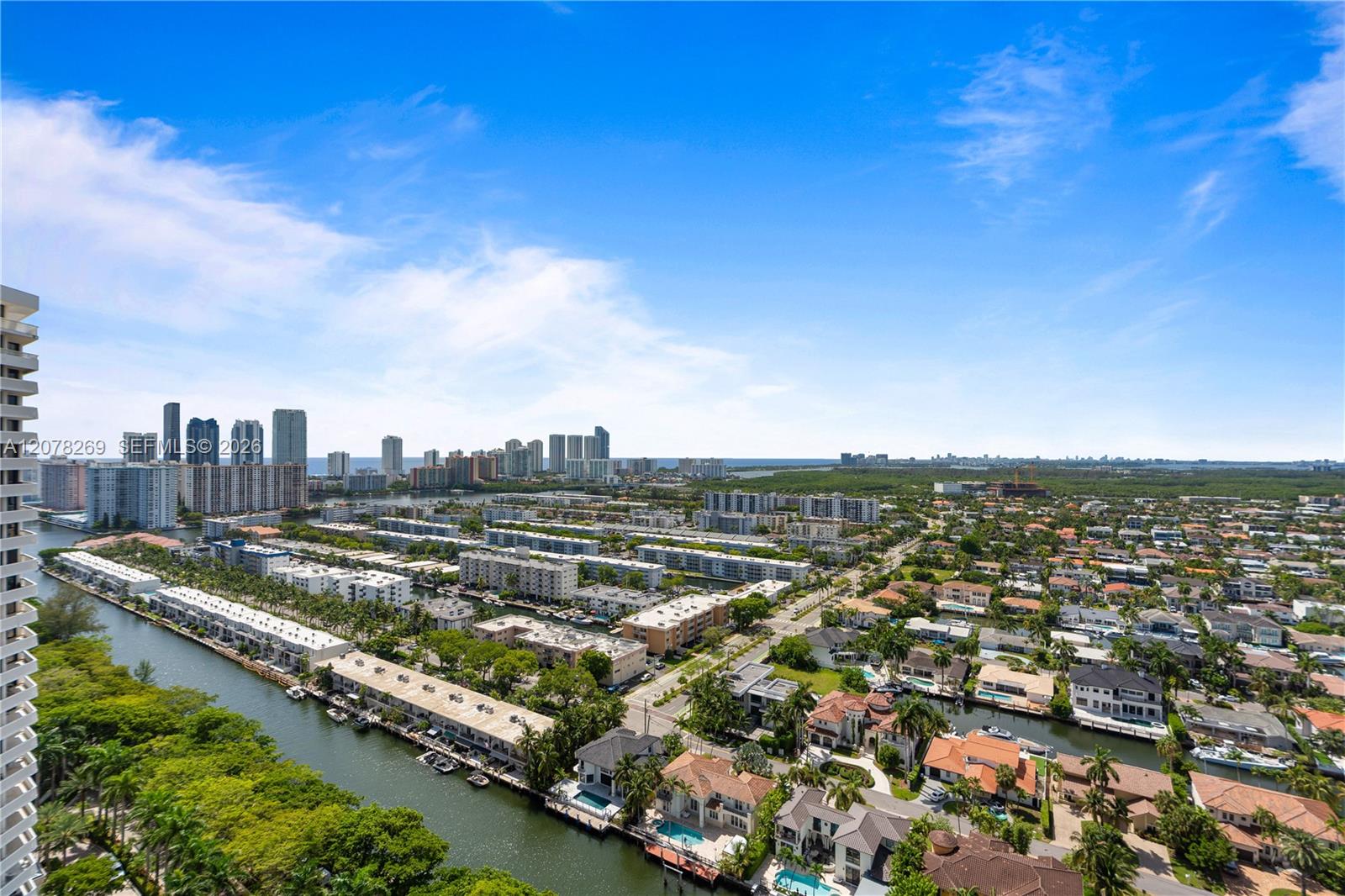 1000 W Island Boulevard