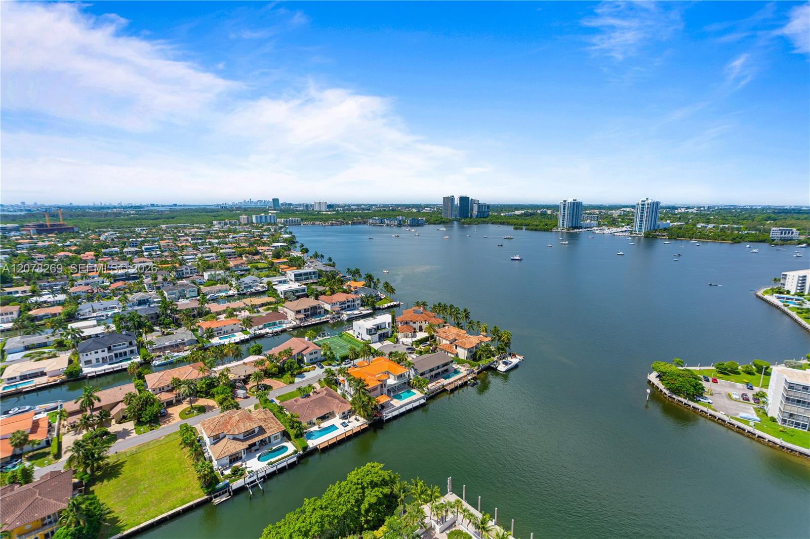 1000 W Island Boulevard