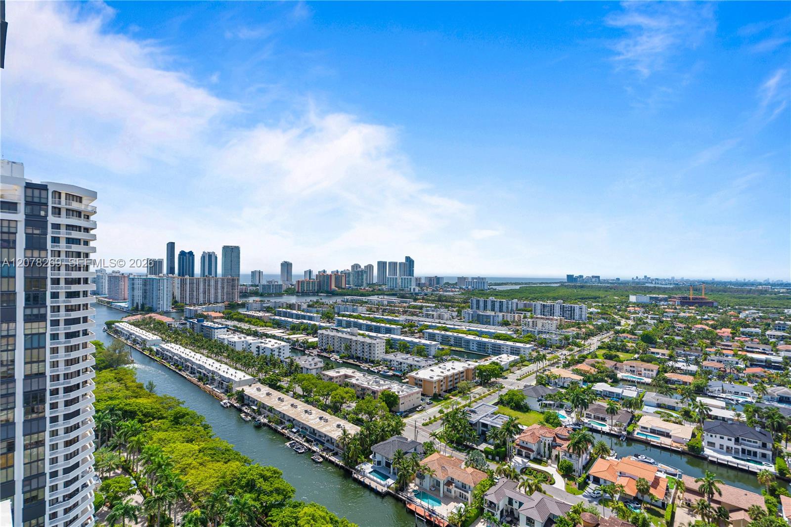 1000 W Island Boulevard