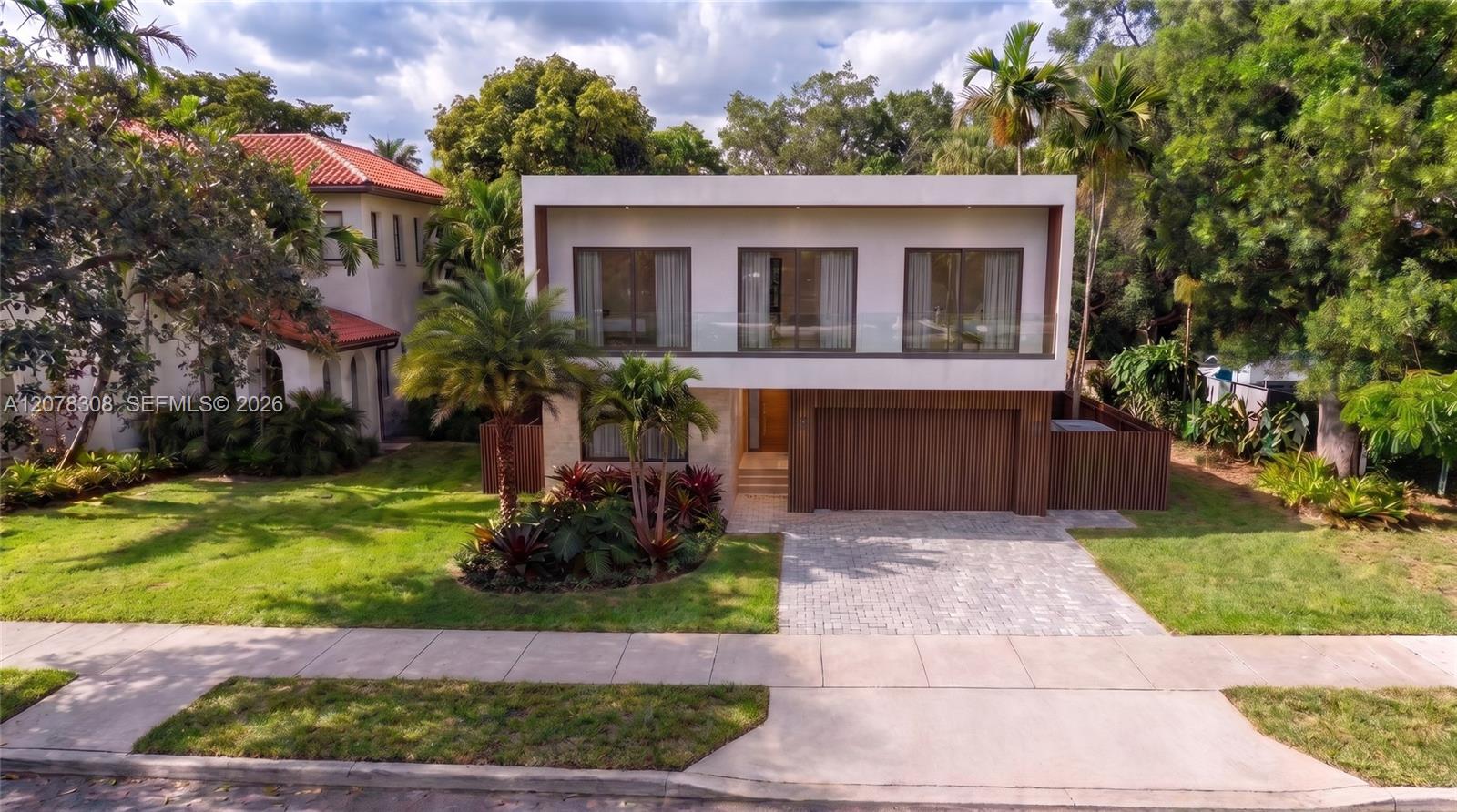 44 NE 88th Street