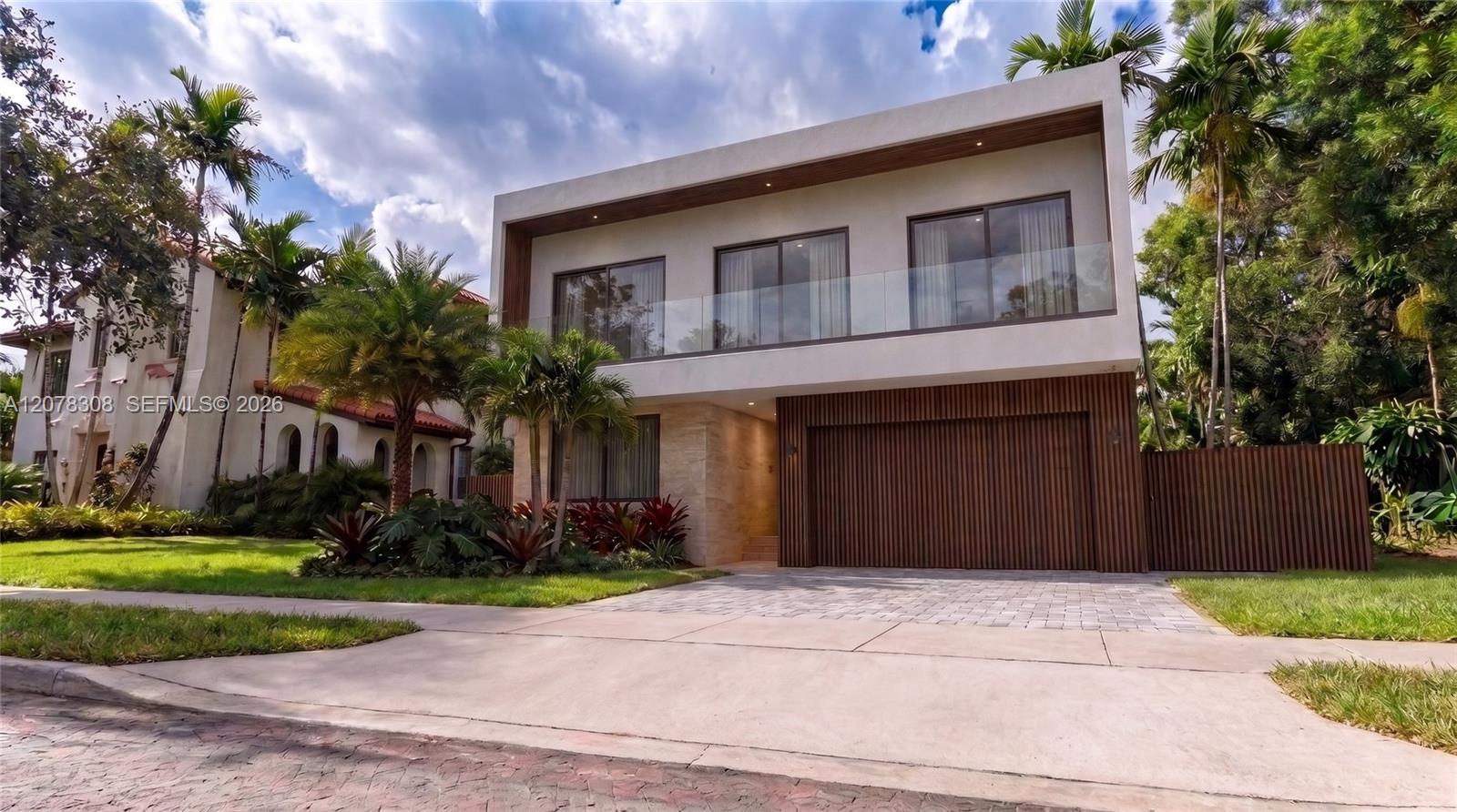 44 NE 88th Street