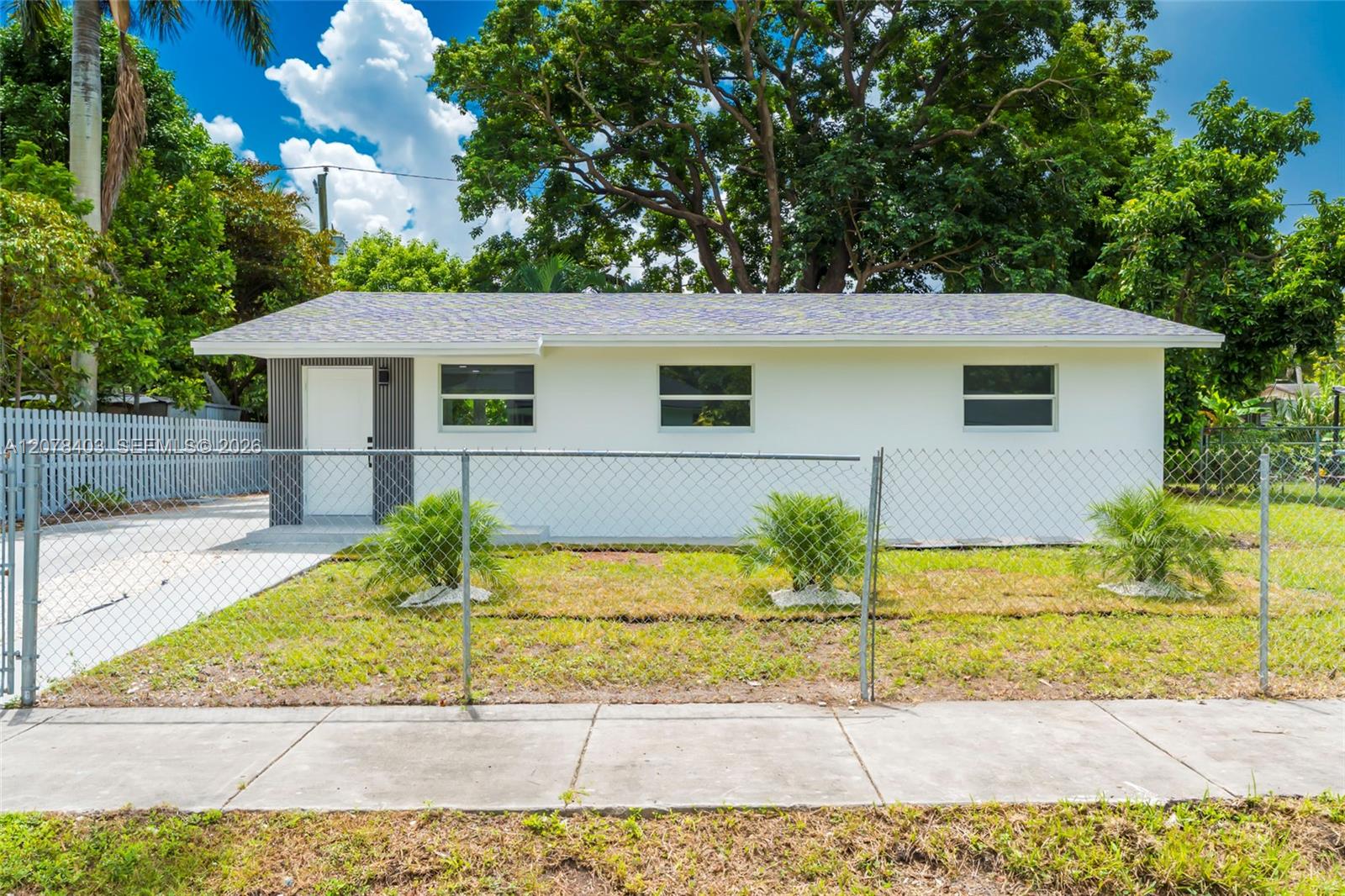 655 SW 6th Terrace