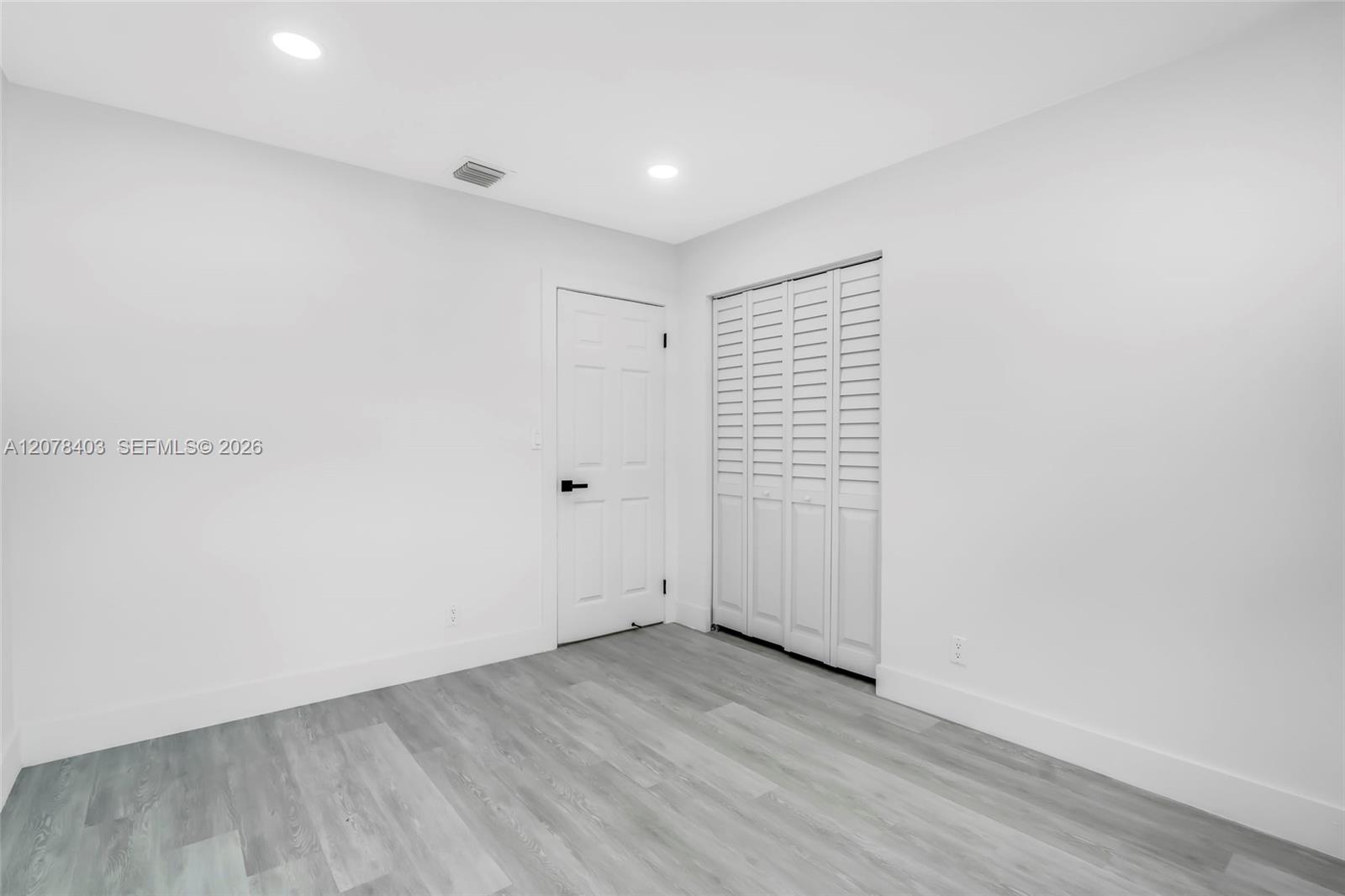 655 SW 6th Terrace