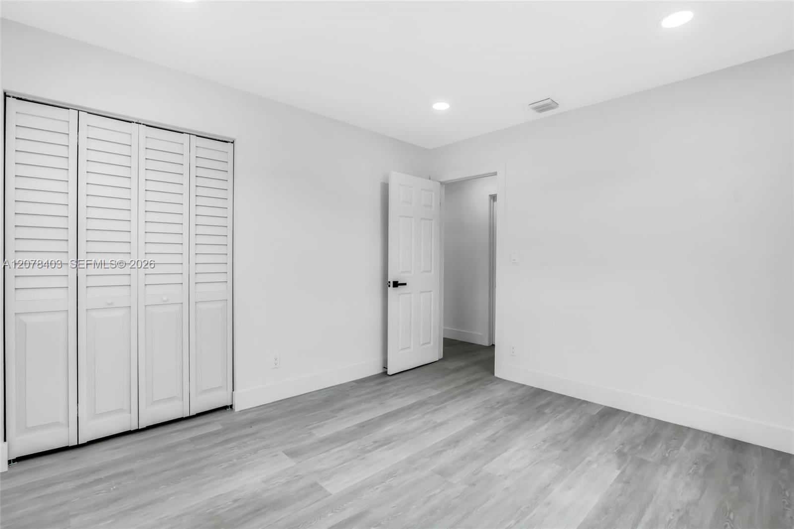 655 SW 6th Terrace