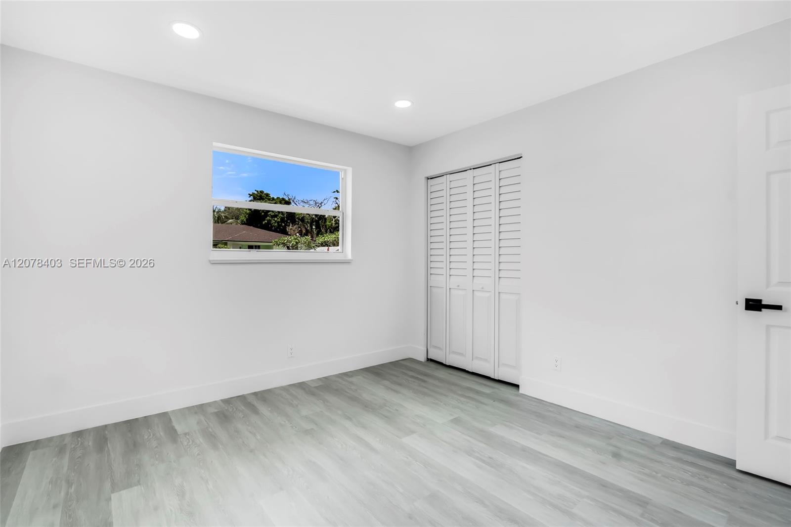 655 SW 6th Terrace