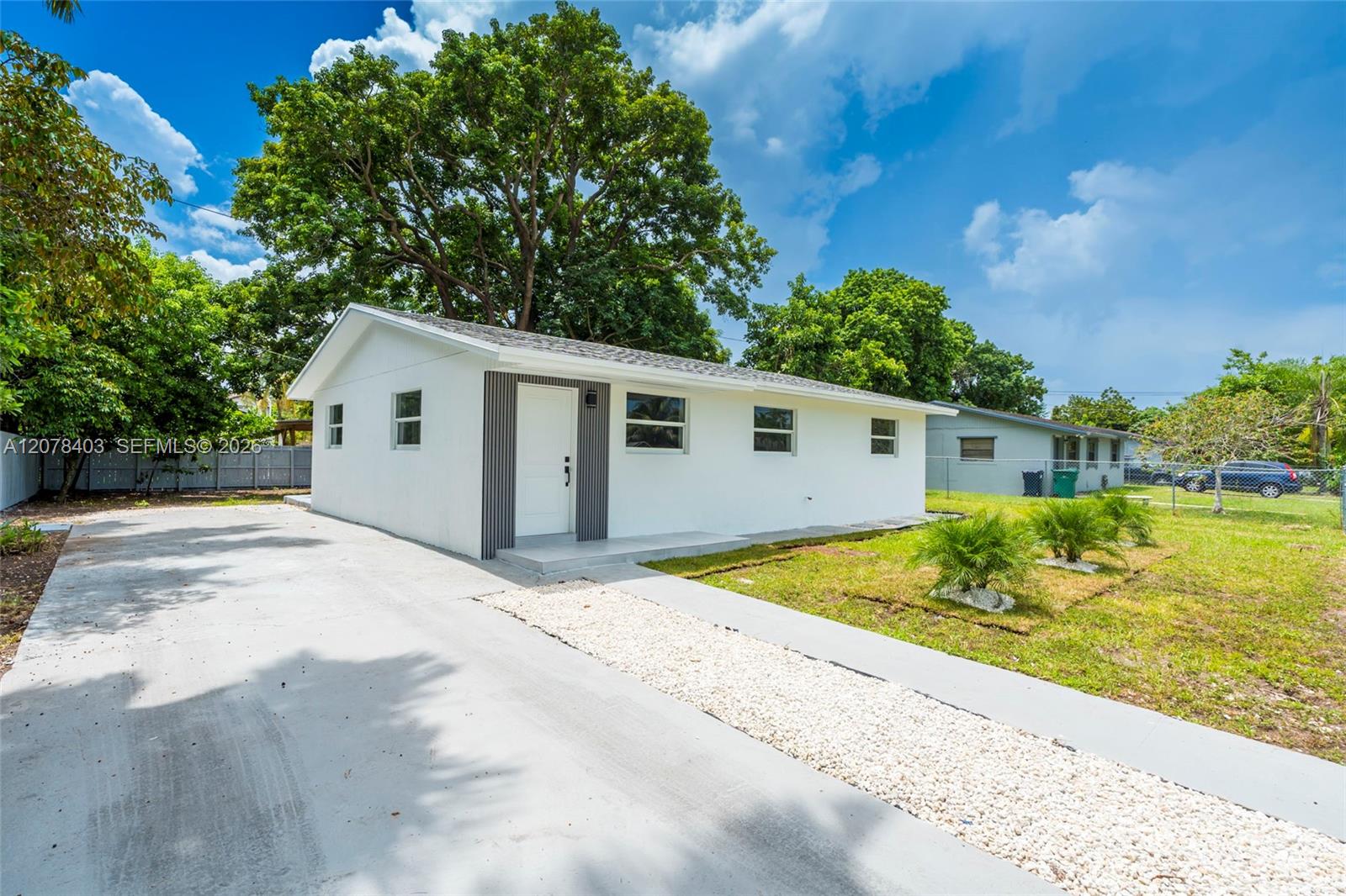 655 SW 6th Terrace