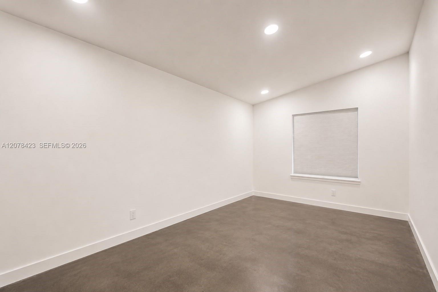 937 NE 171st Street