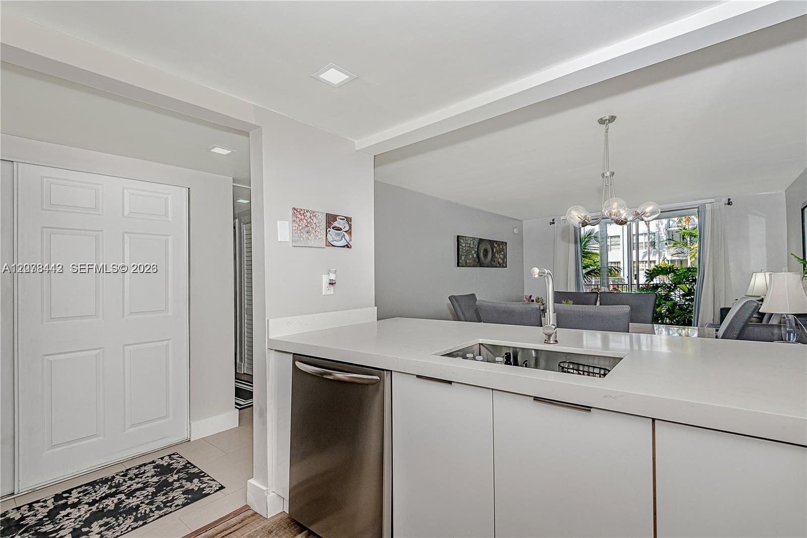 492 NW 165th St Road