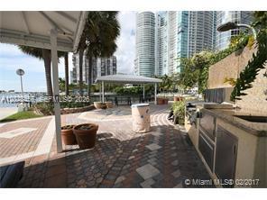 1925 Brickell Avenue