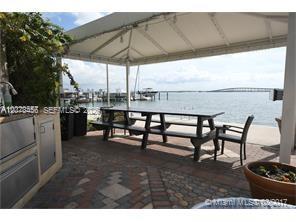 1925 Brickell Avenue