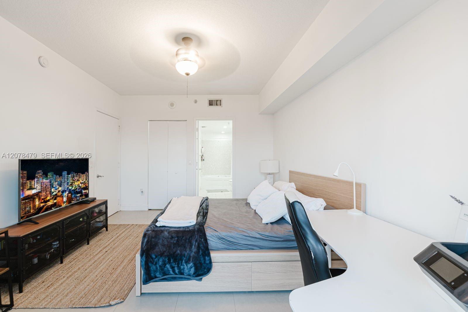 185 SW 7th Street